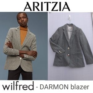 Aritzia, "DARMON" Blazer